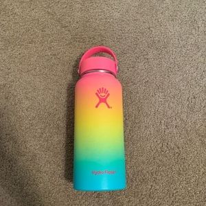 Limited edition sunset 32 oz hydro flask